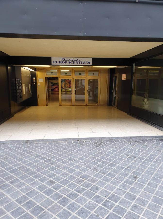 Supergelegen Vakantieappartement ออสเทนด์ ภายนอก รูปภาพ